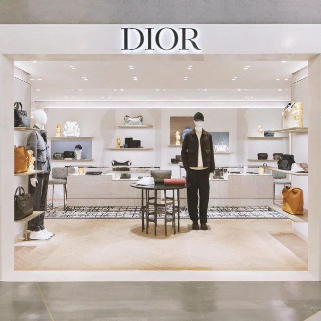ディオール　松坂屋名古屋店に新メンズブティック誕生、30 モンテーニュの精神を纏う光の空間