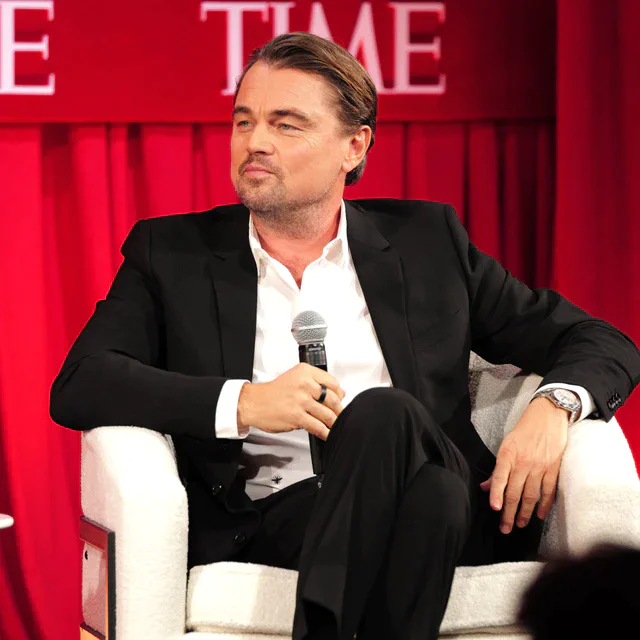 ディオールとレオナルド・ディカプリオ、ニューヨークのイベントで際立つモノトーンの洗練スタイル