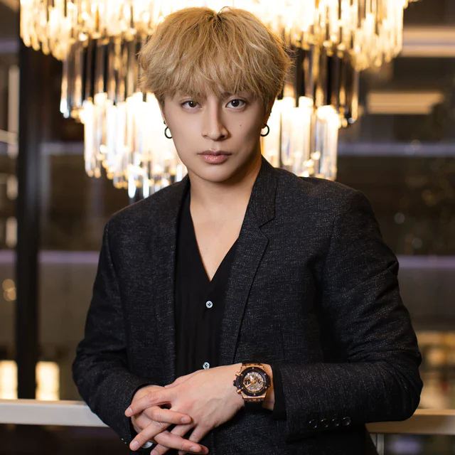 ウブロ 白濱亜嵐が「ウブロ銀座ブティック」に来店、世界最大規模の空間でまとうビッグ・バンの新作とタイムレスな魅力