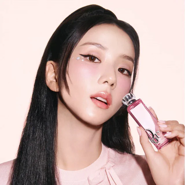 パルファン・クリスチャン・ディオール アニャ・テイラー＝ジョイ、ジス、ウィロー・スミス 新ディオール アディクト キャンペーン