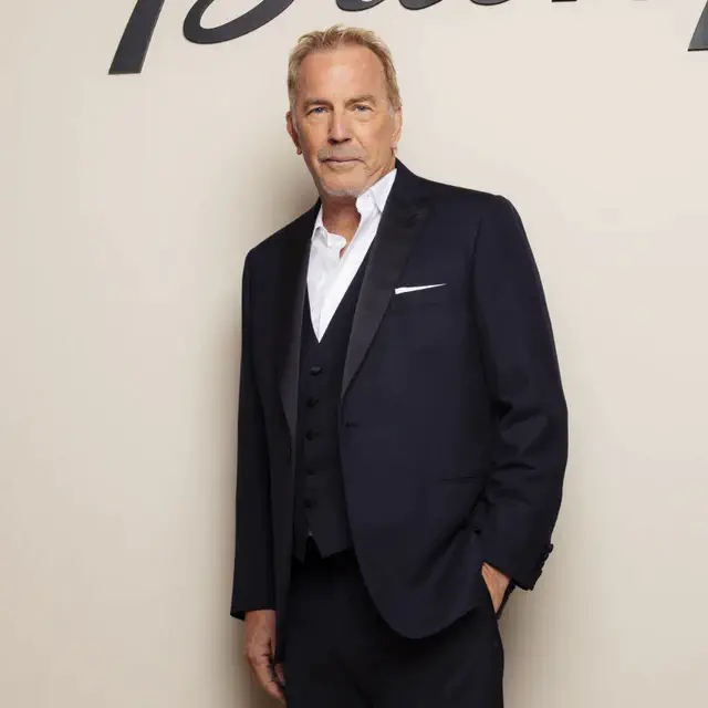 ブリオーニ 2026年秋冬メンズコレクションを祝うミラノの一夜、ケビン・コスナーも参加したプライベートディナー