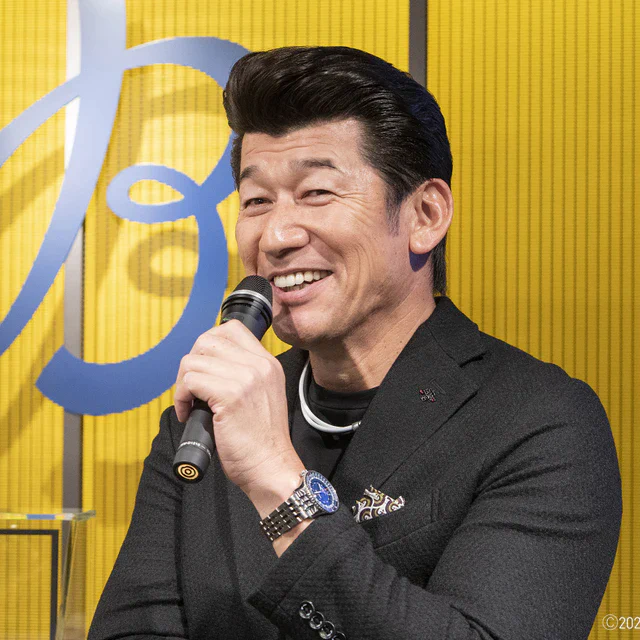 ブライトリング 日本限定100本のナビタイマー 侍ジャパンモデル誕生、三浦大輔と語る時間と野球のストーリー