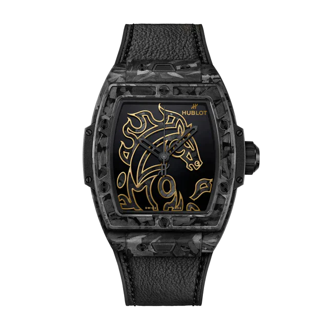 ウブロ 旧正月エディション、スピリット オブ ビッグ・バン イヤーオブホース フロステッドカーボンが描く龍馬のエネルギー