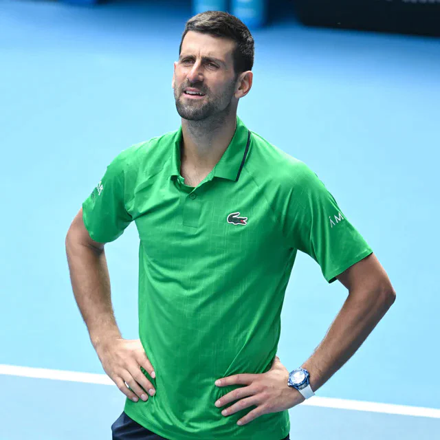 ウブロ ノバク・ジョコビッチ、全豪オープンで最新作「ビッグ・バン トゥールビヨン GOATエディション」ブルーを披露