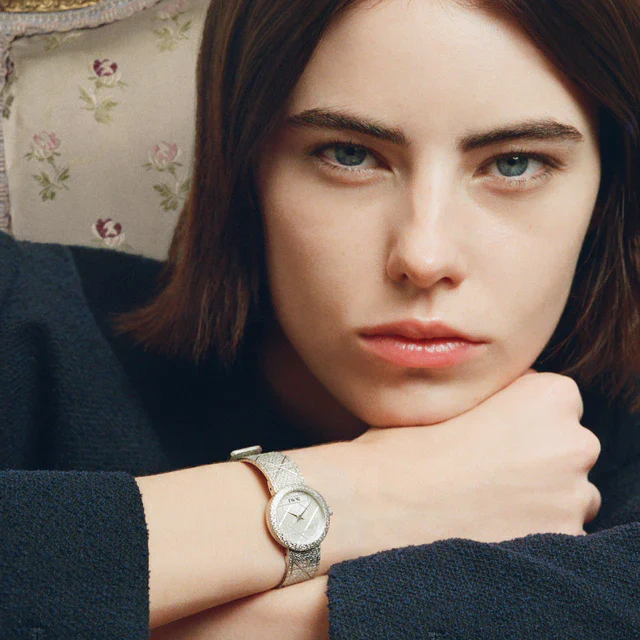 ディオール タイムピーシズ 「ラ デ ドゥ ディオール」、カナージュモチーフとピンク サテン ストラップの新作ウォッチが登場