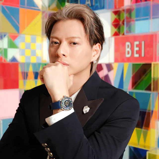 ルイ・ヴィトン アンバサダーの平野紫耀が「エスカル ワールドタイム フライングトゥール ビヨン」で彩る展示会訪問