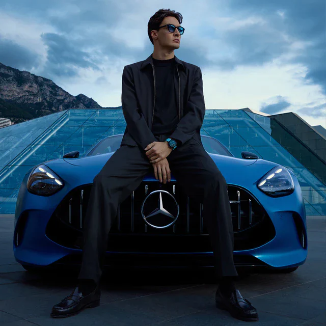 IWC シャフハウゼン ジョージ・ラッセルの「63」とブルーを纏う限定パイロットウォッチ、セラミックとセラタニウム®が導く次世代の1本