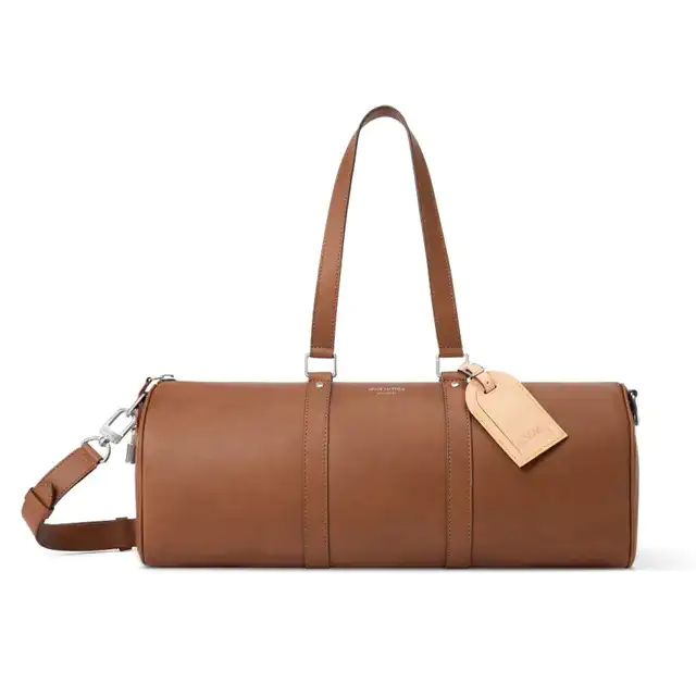 ルイ・ヴィトン キャラメルカラーの新作メンズバッグ、「LV ブラゾン·ジャカード」を纏った2026春夏コレクション