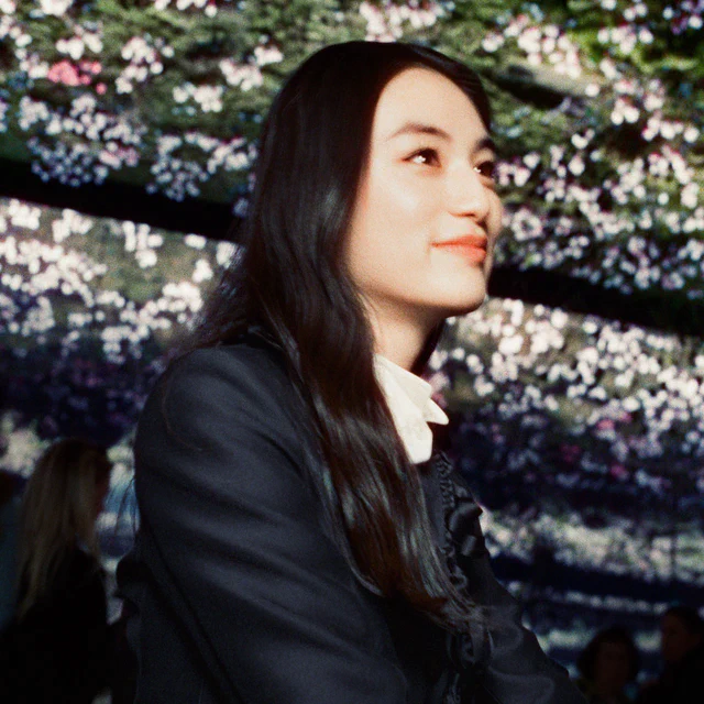 ディオール 2026年春夏オートクチュール、八木莉可子が案内するショー当日の空気と装いの記録