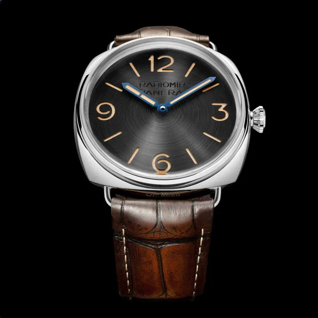 パネライ「ラジオミール ヴィアッジョネルテンポ」、フィレンツェ発タイムトラベル体験付きウォッチセットの真価
