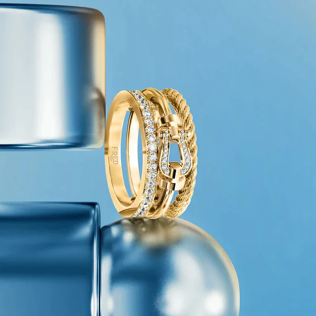 フレッドの象徴「フォース10」、自由と情熱を纏う新作リングコレクション