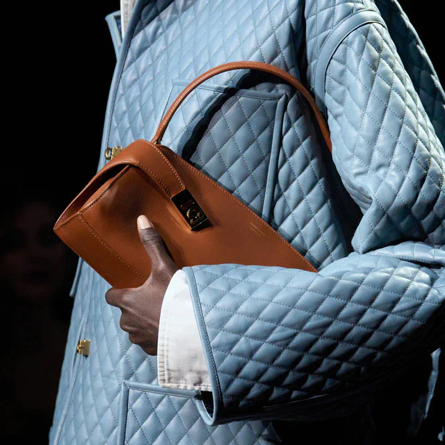 フェラガモ 1920年代の解放を現代に紡ぐ、2026年秋冬コレクションの全貌を公開