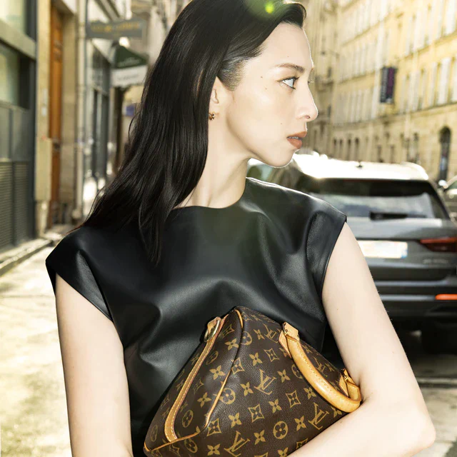 ルイ・ヴィトン 中条あやみが体験した2026秋冬コレクション、スーパーネイチャーを追求するニコラ・ジェスキエールの新境地