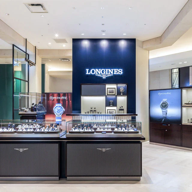 ロンジン 阪急うめだ本店が装いも新たにオープン、コンクエストをはじめ圧巻のラインナップを展開