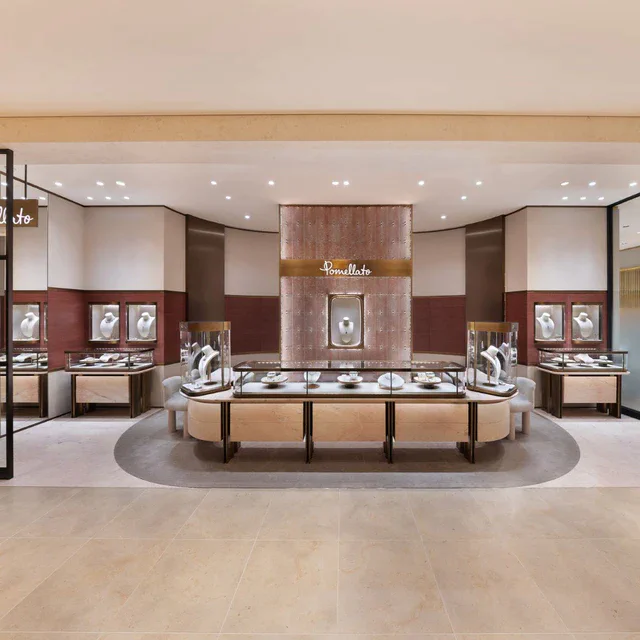 ポメラートの美意識が息づくブティック阪急うめだ本店がリニューアル、ミラノの精神と煌めきを凝縮した上質な空間 