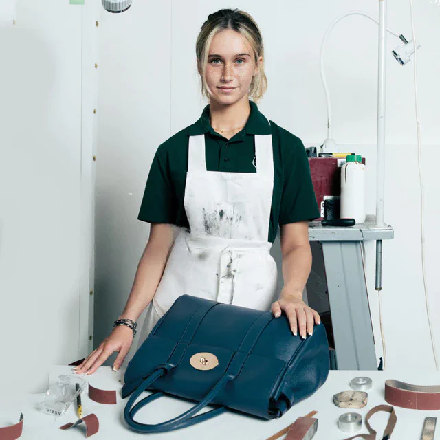 マルベリー 英国の魂を宿すキャンペーン、サマセットの職人技を称える「Rooted in Craft」が始動