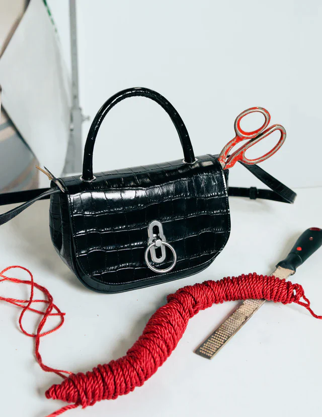 マルベリーの原点回帰、4月キャンペーンで綴る伝説のバッグと受け継がれるクラフツマンシップ