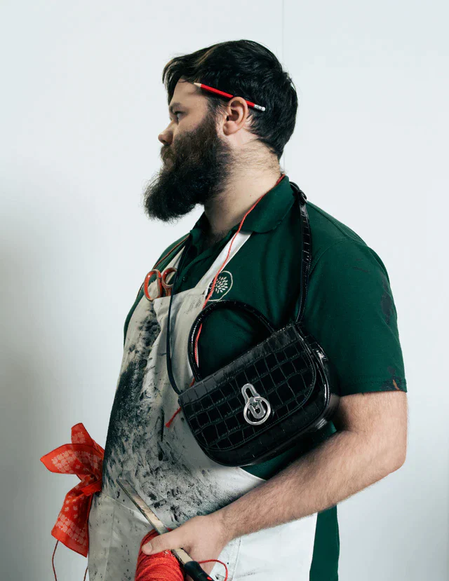 サステナブルなラグジュアリーを体現、マルベリーの精神が息づく最新コレクションの誘惑