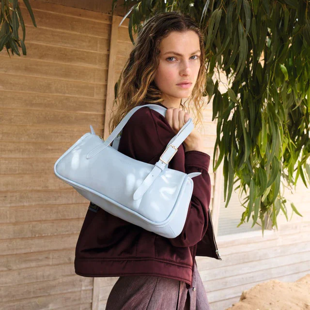 ロンシャンが展開する瑞々しい夏のキャンペーン、テオ・ウェナー撮影の最新ビジュアル公開