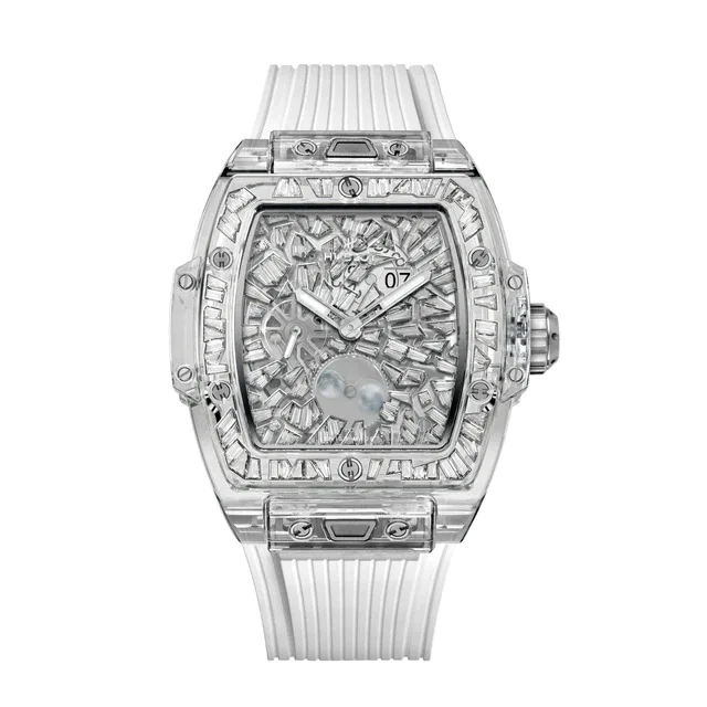 ウブロ 手元を彩る光の断片、サファイアクリスタルに宝石を刻んだ新作が魅せる「スピリット オブ ビッグ・バン インパクト」