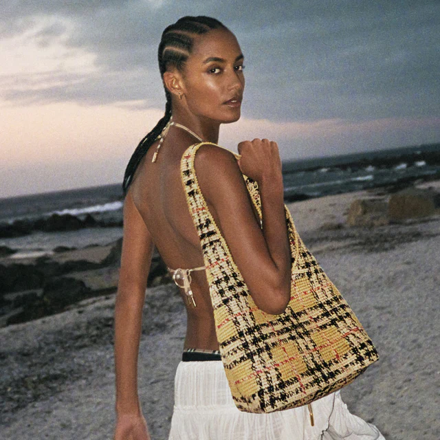 バーバリーが描く英国の夏、High Summer 2026キャンペーンに宿るノスタルジー