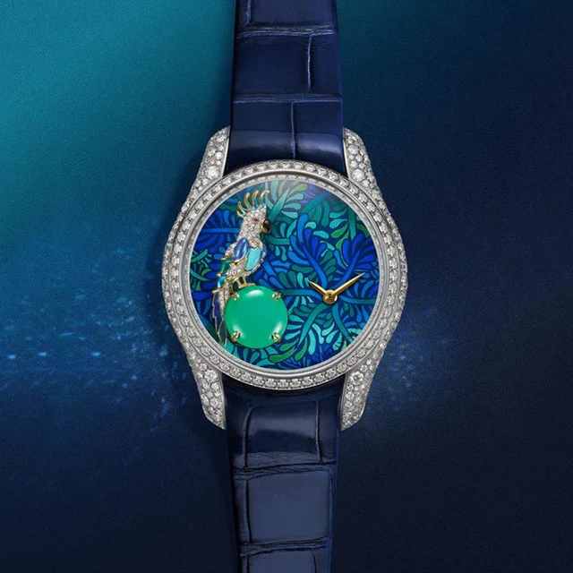 ティファニー 厳選されたジェムストーンとエナメル「パラダイス バード パロット ウォッチ」が織りなすが放つ楽園の輝き