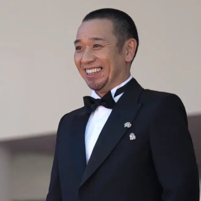 LVMH 第79回カンヌ国際映画祭のレッドカーペットに、お笑いコンビ千鳥の大悟、ナターシャ・ポリー、ノア・シュナップらがショーメのジュエリーで登場