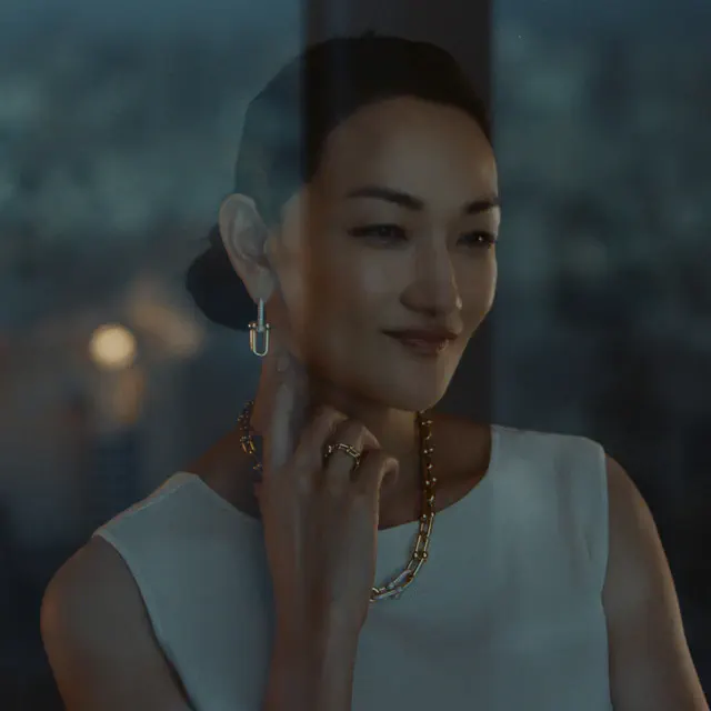 ティファニー TIFFANY & CO. ハウス アンバサダー 冨永愛が体現する内なる強さ、「ティファニー ハードウェア」新キャンペーン