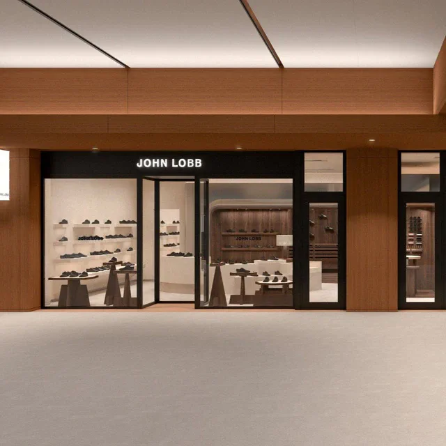 ジョンロブ 東京ミッドタウン店がリニューアルオープン、限定モデルと特別オーダー会を開催