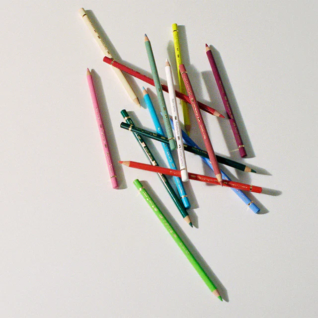 リモワ「アーティストケース」、120色のPolychromos色鉛筆を収めた創作のための限定アイテム