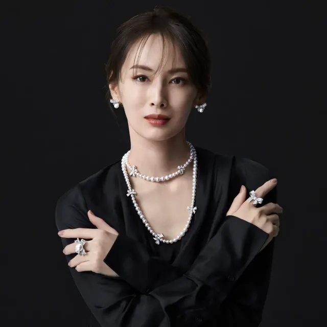 ミキモト「Bow Charm」、北川景子とともに広がるリボンジュエリーの新しい表情