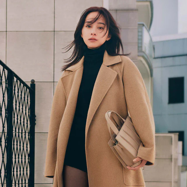 マックスマーラ Max Mara の新アイコン「Ready Coat」、堀田真由が自分らしい感性で表現するキャンペーン第2章