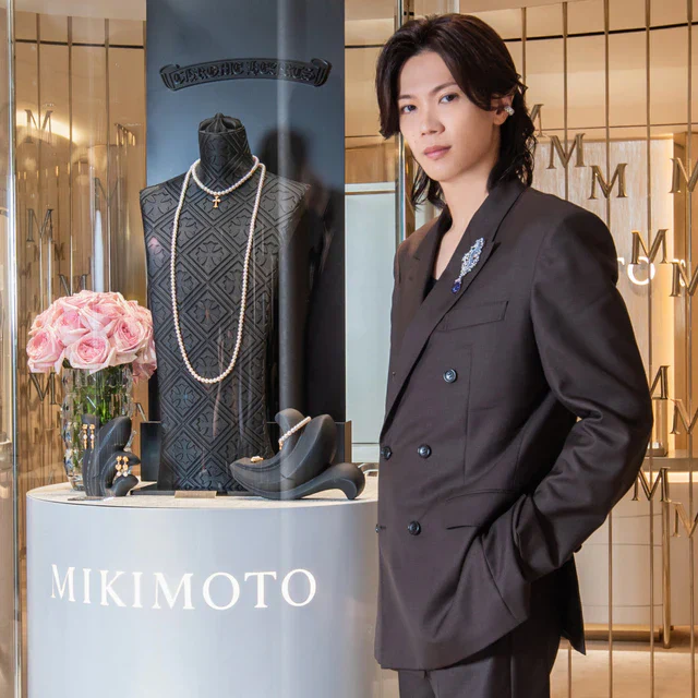 ミキモト MIKIMOTO ランドマーク香港に大型コンセプトストア誕生、神宮寺勇太が来訪し開店を祝福