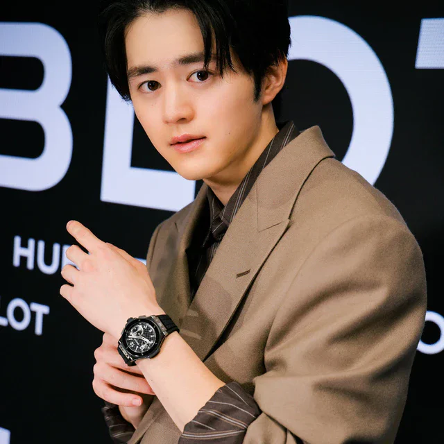 ウブロ 鈴鹿央士、新作「ビッグ・バン オリジナル チタニウム セラミック」を纏い「HUBLOT NIGHT」に来場