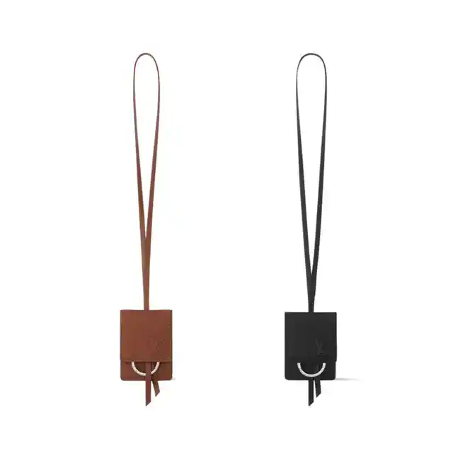 ルイ・ヴィトンの「LV アエログラム」に新作、キーリングとカードケースを一体化したスマートなアクセサリー